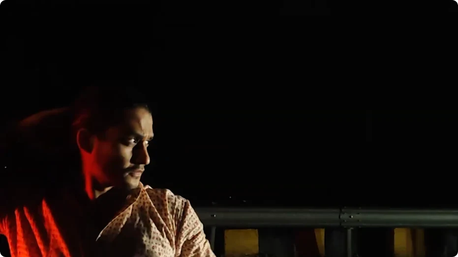 I appear in a night scene in The Time I Live in Confusion