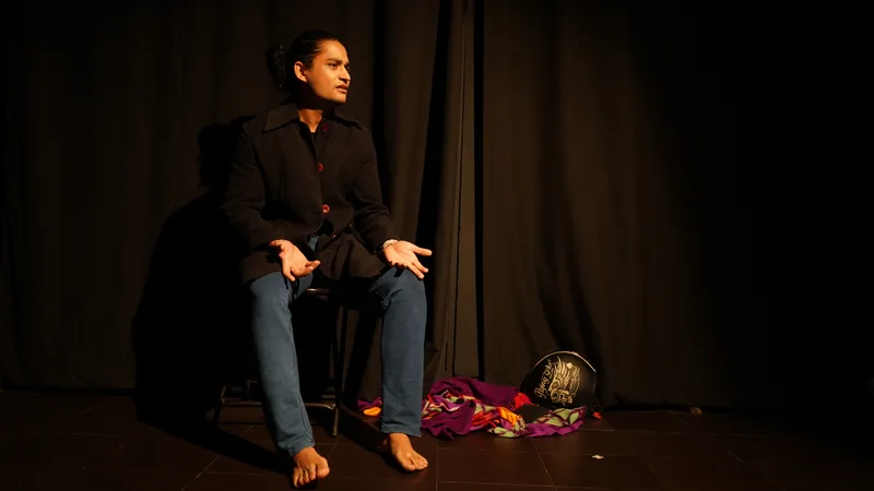 Tell Me Your Story: I gesture with both palms open